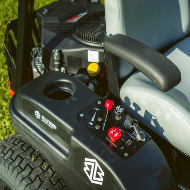 Nulinio apsisukimo traktoriukas Blue Bird ZTR 50 L PRO 5
