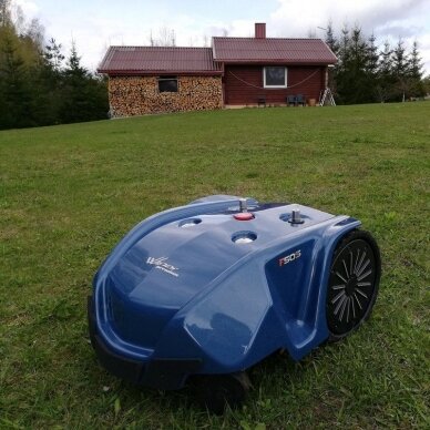 Wiperpremium F50 S vejos robotas 9 Wiperpremium F50 S vejos robotas 9